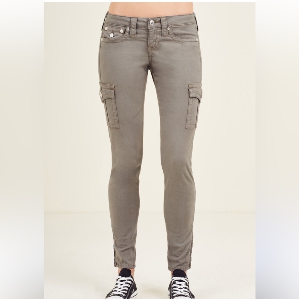 True Religion Women's Skinny Cargo Pants Size 26 Dark Olive Pockets Zipper Hem